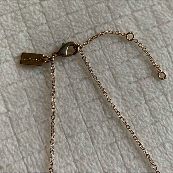 Coach halo pendant necklace - Picture 4 of 11